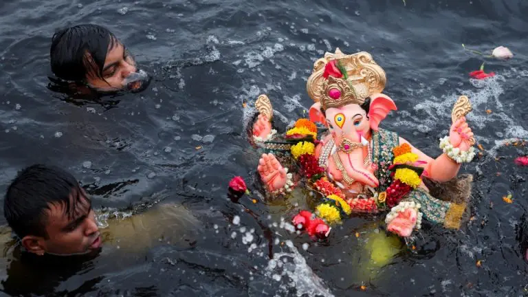 pune-cops-issue-order-banning-filming-circulation-of-images-of-immersed-ganpati-idols