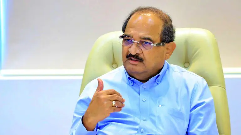 ahilyanagar-news-immediate-help-to-those-affected-by-heavy-rains-instructions-from-the-guardian-minister