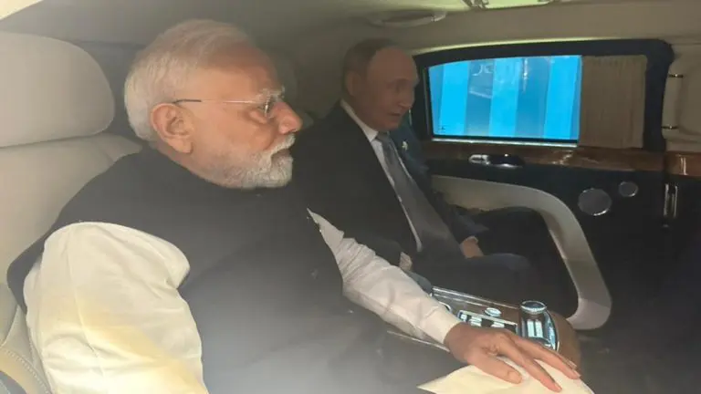 pm-modi-and-vladimir-putin-travel-in-same-car-for-bilateral-meeting-at-sco-summit-in-strong-friendship-signal