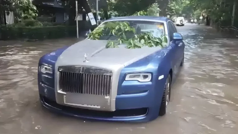 rolls-royce-breaks-down-due-to-rains-video-goes-viral-on-social-media