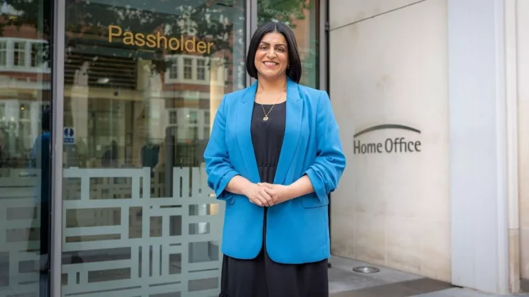 shabana-mahmood-appointed-uk-first-muslim-female-home-secretary-pakistani-origin