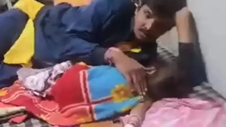 2-year-old-child-falls-into-boiling-oil-cauldron-in-bageshwar-dham