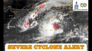 Cyclone Montha Updates: चक्रीवादळ मोंथा रात्री धडकणार, प्रचंड वेगवान वारे अन् अतिमुसळधार पाऊस Video