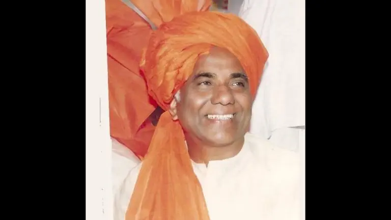 former-finance-minister-and-senior-bjp-leader-mahadeorao-shivankar-passes-away-in-gondia