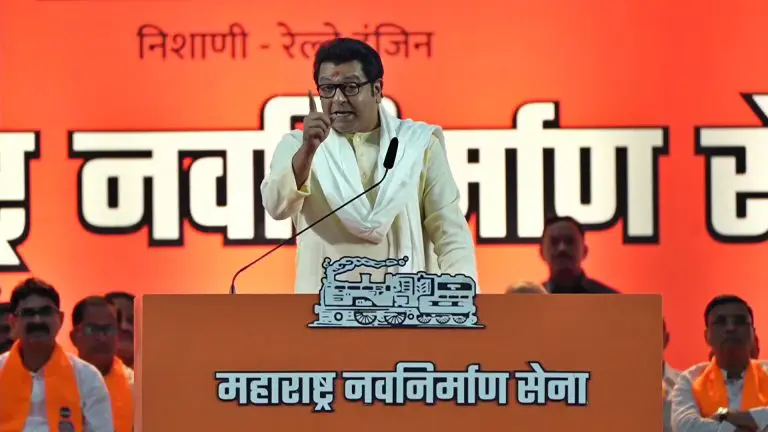 raj-thackerays-criticism-on-election-commission-shown-video-of-pm-modi-and-4-ruling-mlas