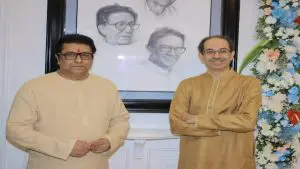Maharashtra Politics: दिवाळीनंतर महाराष्ट्रात राजकीय फटाके फुटण्यास सुरुवात! उद्धव आणि राज ठाकरे पुन्हा भेटले, युतीच्या चर्चांना उधाण