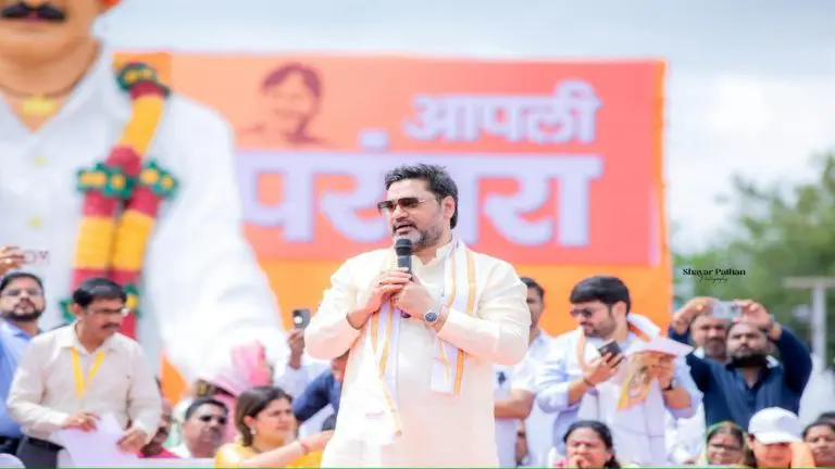 still-facing-punishment-despite-courts-clean-chit-in-scam-case-says-dhananjay-munde