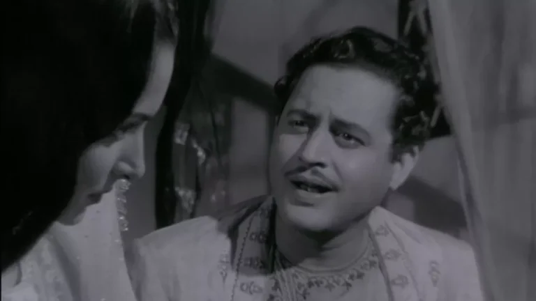 chaudhvin-ka-chand-director-m-sadiq-who-gave-guru-dutt-a-blockbuster-became-poor-after-it-flopped-had-to-sell-his-bungalow-and-furniture