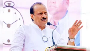 अजित पवारांच्या 'निधी' विधानावरून राजकीय वाद, सुप्रिया सुळे यांनी निवडणूक आयोगाकडे केली कारवाईची मागणी