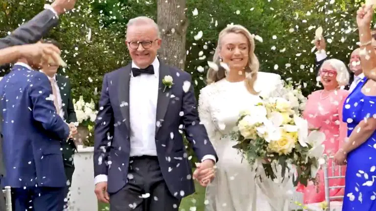 australian-prime-minister-anthony-albanese-marries-jodie-hayden-at-age-of-62-unique-record
