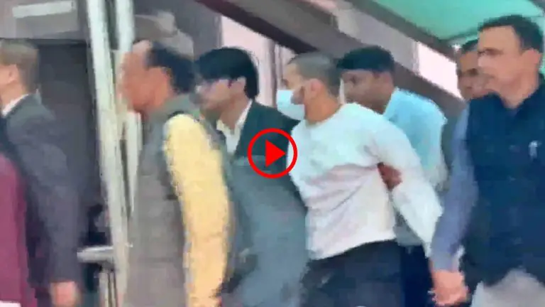 baba-siddiqui-murder-case-accused-anmol-bishnoi-11-days-remand-in-nia-custody-charged-with-35-murders