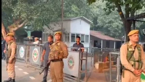 Bihar Election Results 2025: ट्रेंडमध्ये NDA पुढे, वक्तृत्वामुळे वाढले राजकीय तापमान... मतमोजणीच्या काळात मुख्यमंत्र्यांच्या निवासस्थान वरील सुरक्षा व्यवस्थेत वाढ