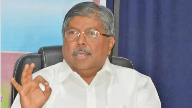 chandrakant-patil-statement-on-pune-graduate-constituency-elections-sparks-controversy