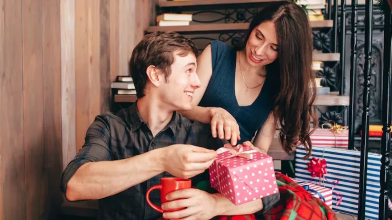 international-mens-day-2025-dad-brother-friend-or-partner-5-international-mens-day-gifts-that-will-bring-a-smile-to-their-faces