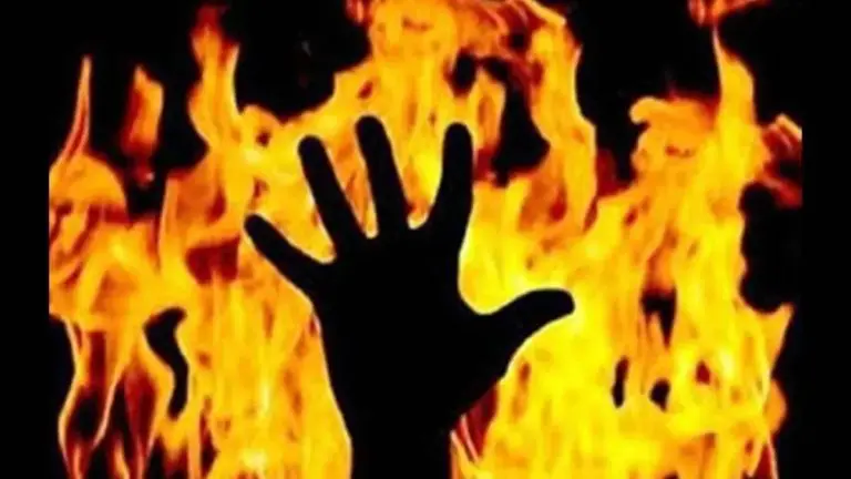 daughter-in-law-burns-mother-in-law-alive-in-visakhapatnam