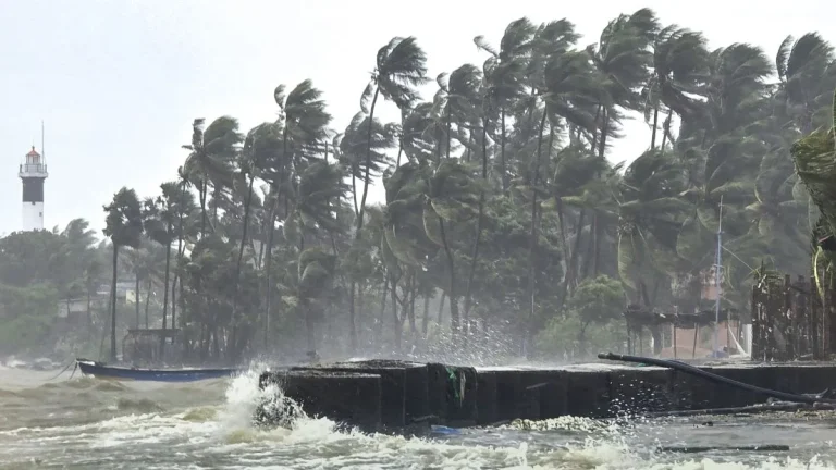 imd-issues-alert-to-three-states-regarding-cyclone-ditvaah