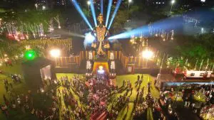 कार्तिकी एकादशीच्या महापूजेपूर्वी ठाण्यात विठ्ठलाच्या 51 फूट भव्य मूर्तीचे अनावरण