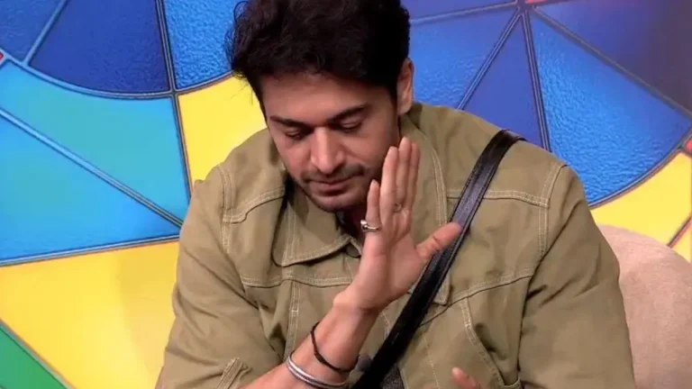 bigg-boss-19-finale-week-who-made-gaurav-khanna-cry-in-the-last-week-internet-users-said-brother-is-a-wonderful-actor
