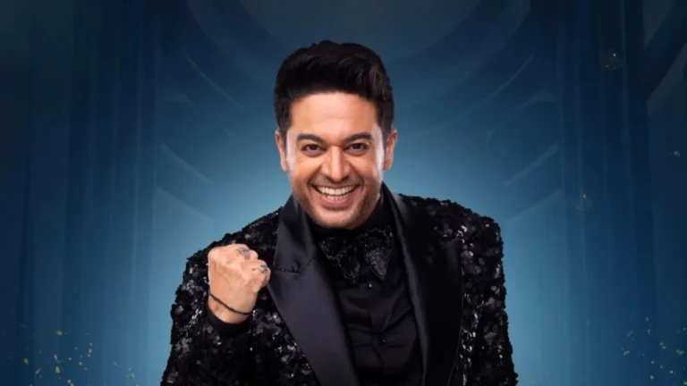 bigg-boss-19-winner-gaurav-khanna-wins-bigg-boss-19-winner-trophy
