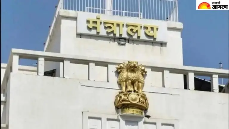 it-will-be-mandatory-to-respond-to-letters-from-mlas-and-mps-in-a-timely-manner