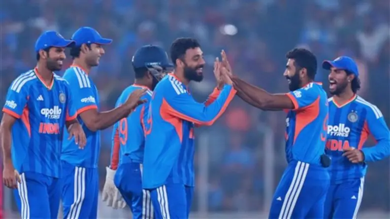 india-vs-south-africa-5th-t20i-match-highlights-india-clinch-series-jasprit-bumrah-varun-chakravarthy-wickets
