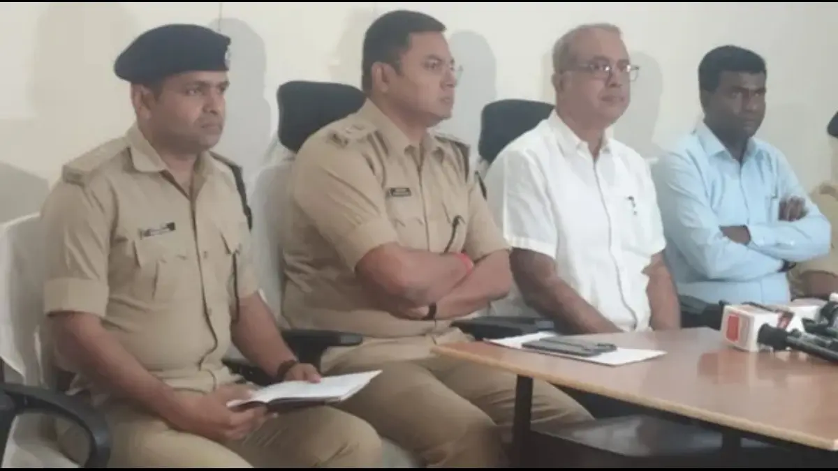 JSSC Excise Constable Exam: बनावट प्रश्नपत्रिका देऊन 15-15 लाख रुपयांची केली फसवणूक, 159 जणांना अटक