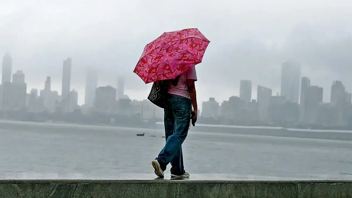 Mumbai Weather Update: मुंबईकरांसाठी महत्त्वाची बातमी! तापमानात झाली वाढ, पाऊस कधी येणार? वाचा IMDMUMBAI चा रिपोर्ट...