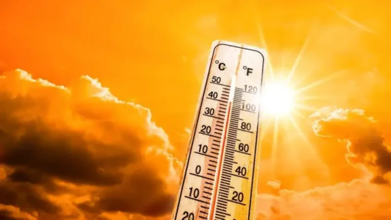 mumbai-weather-update-mumbais-temperature-hits-36c-heat-intensifies-and-sultry-conditions-persist