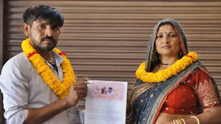 hosbund-left-wife-and-got-married-out-of-love-for-mother-in-law-in-kanpur