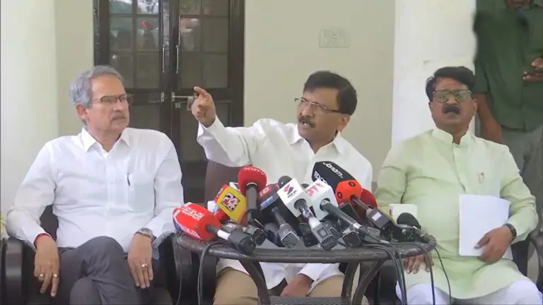operation-tiger-buzz-uddhav-thackeray-sena-press-sanjay-raut-arwind-sawant-in-delhi