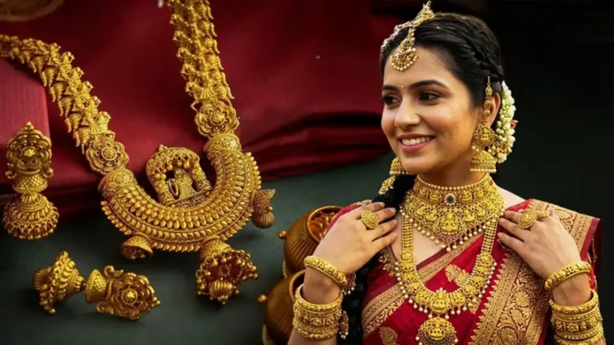 Gold Silver Price: खुशखबर.. रक्षाबंधन दिवशीच सोन्या-चांदीचे दर कोसळले, पाहा एक तोळ्याचा आजचा भाव किती?