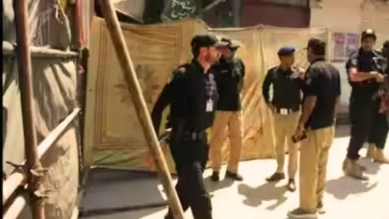 pakistan-dera-ismail-khan-blast-kills-11-injures-30-in-pakistan