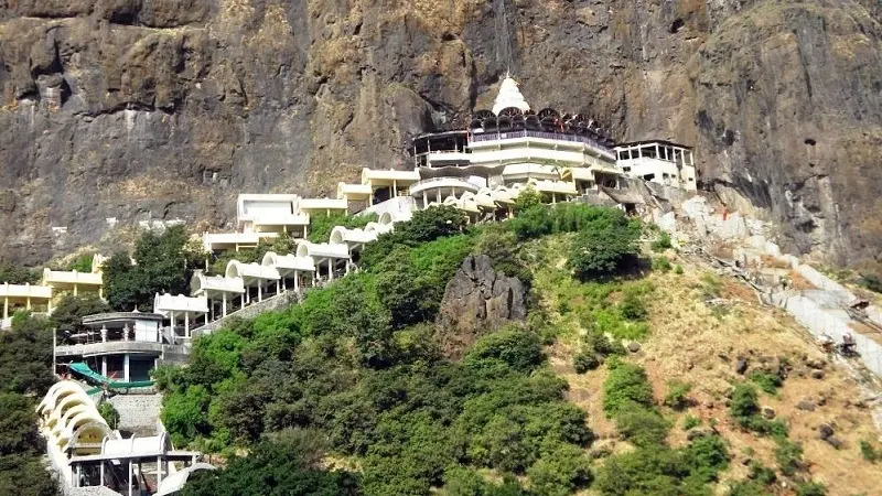 सप्तशृंगी गडावर जाणाऱ्या भाविकांसाठी महत्त्वाची बातमी; घाटातील रस्ता उद्यापासून 16 दिवस बंद  
