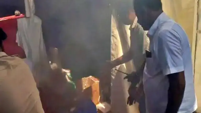belagavi-fridge-blast-refrigerator-explosion-in-karnataka-4-people-died-in-house-fire