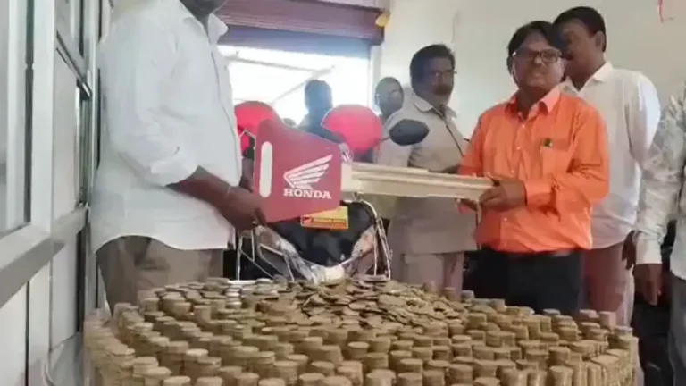telangana-news-pastor-buys-activa-with-10-rupee-coins-viral-story