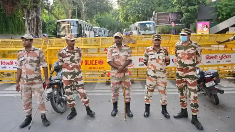 cjp-protest-delhi-on-high-alert-ahead-of-cjp-protest-internet-and-45-metro-stations-shut