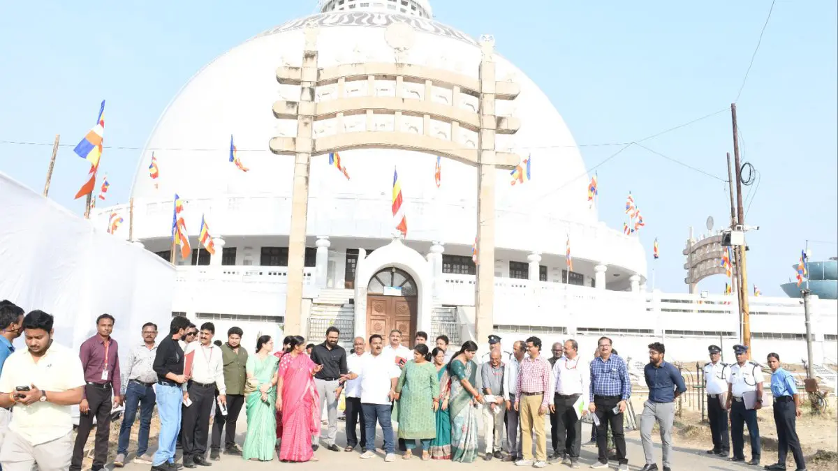 धम्मचक्र सोहळ्यासाठी नागपूर सज्ज! 21 डोम, 1,235 स्वच्छतागृहे आणि 120 ठिकाणी पिण्याच्या पाण्याची व्यवस्था