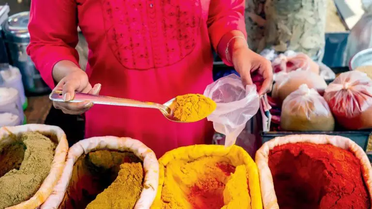 maharashtra-fda-bans-loose-sale-of-powdered-spices-and-mixed-masalas-across-state-tukaram-mundhe