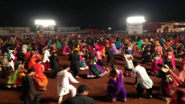 gujarat-navratri-row-hindu-group-protests-aslam-band-in-bhavnagar