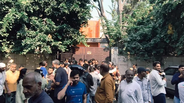 delhi-crime-news-class-12-student-from-a-government-school-in-delhi-set-herself-on-fire