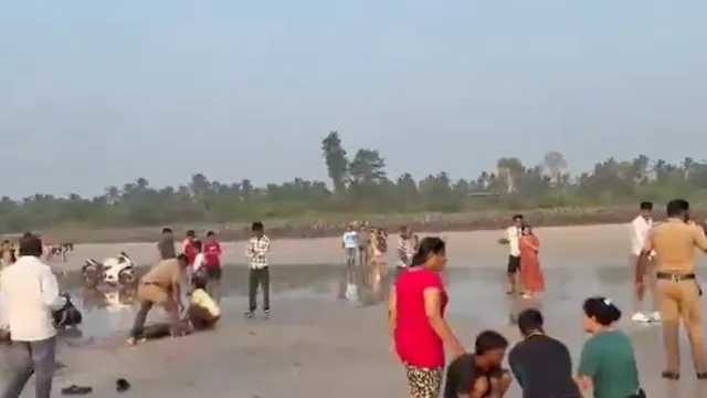 eight-students-from-pune-drowned-at-diveagar-beach-in-raigad-district