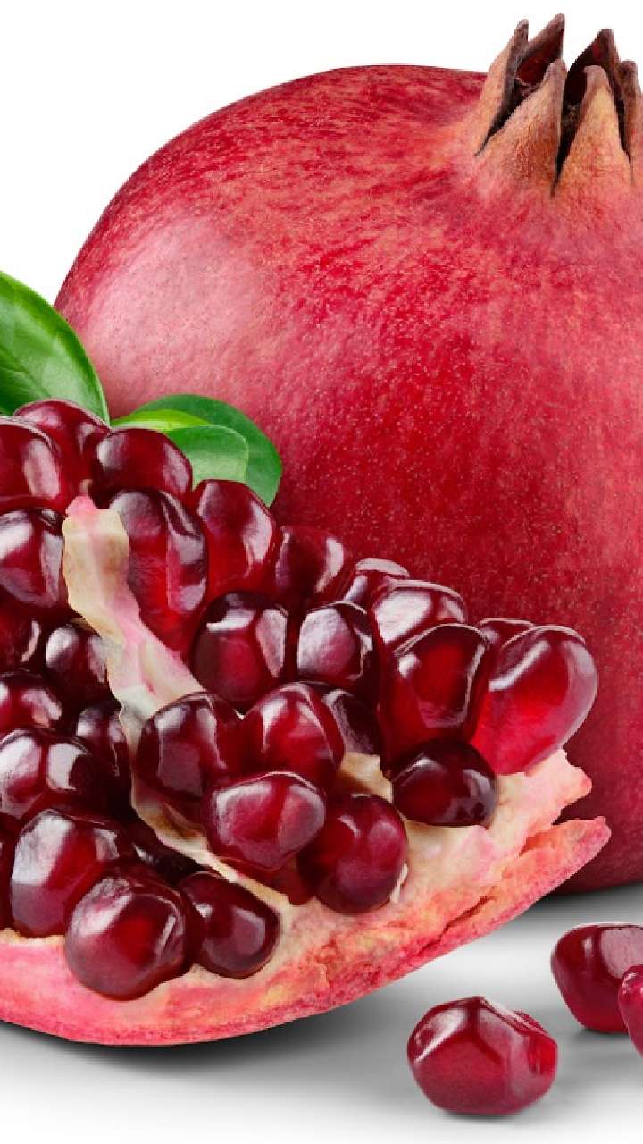 Pomegranate Benefits: दररोज एक डाळिंब खाल्ल्याने शरीरात होतात हे बदल
